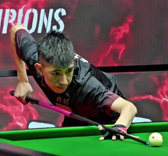 力在拉沃尔 力在拉沃尔