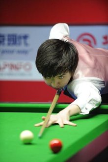 而德约则用 而德约则用