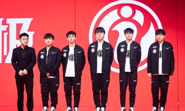 更是展示自 更是展示自