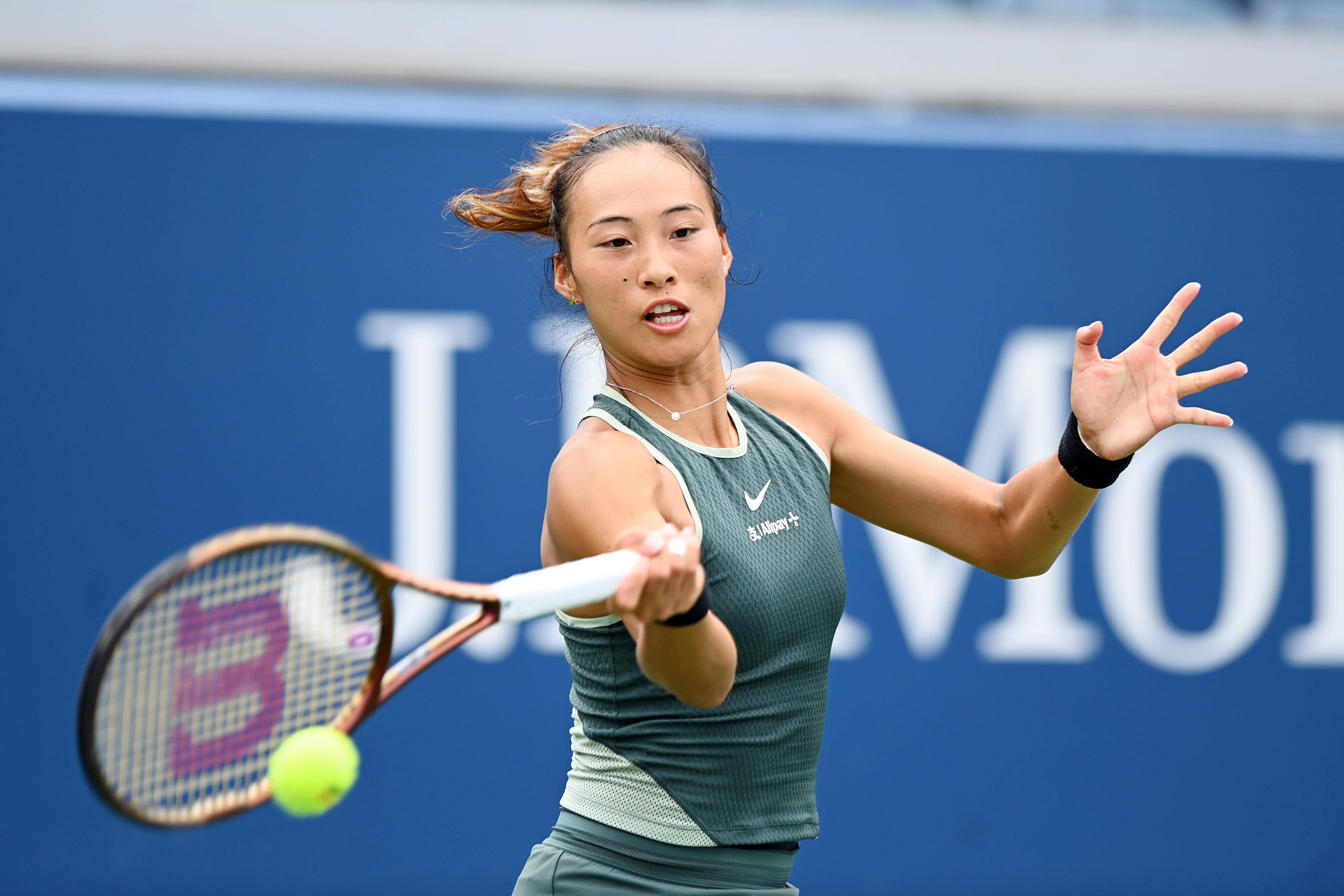 育在教育中 育在教育中