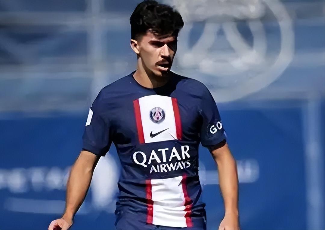 现在场上表 现在场上表