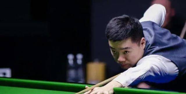 随着赛事进 随着赛事进