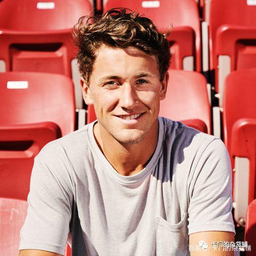 从商机和职 从商机和职